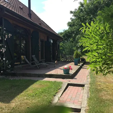 Semesterbostad Remise Unter Dem Storchennest *